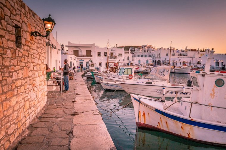 064 Paros, Naoussa.jpg